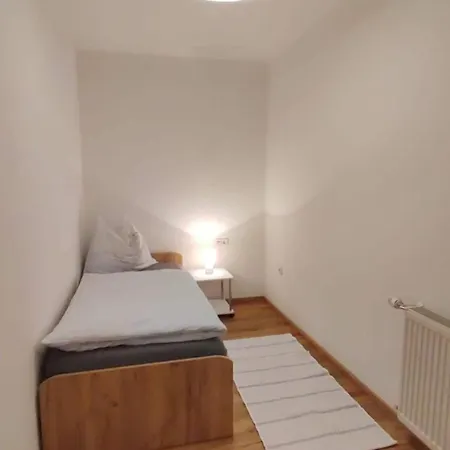 4-room *